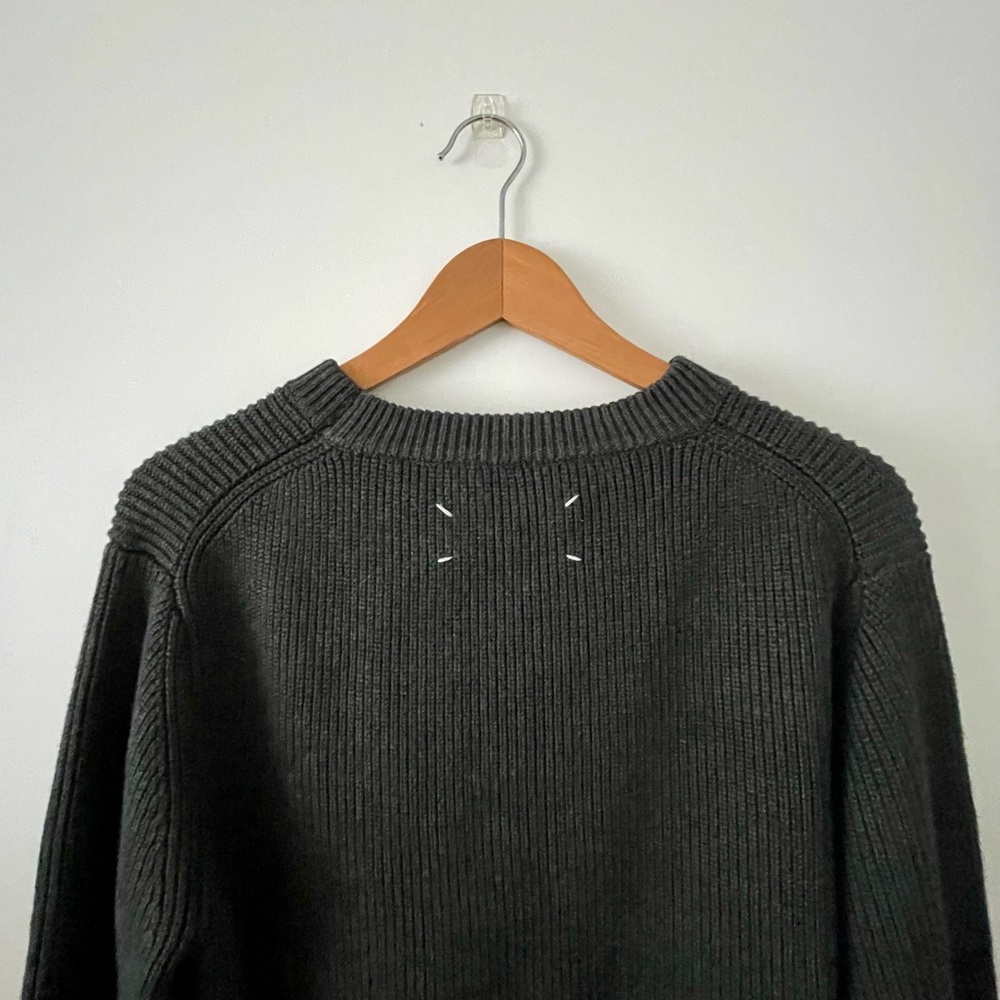 charcoal grey knit crewneck sweater